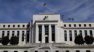 Fed: Η επίθεση στον πληθωρισμό πυροδοτεί παγκόσμια ύφεση