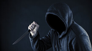 Τον έδεσαν χειροπόδαρα και τον λήστεψαν!