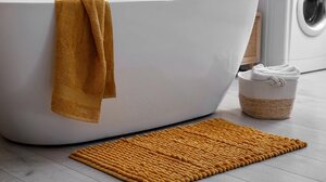 Κάθε πότε πρέπει να πλένετε το χαλάκι του μπάνιου