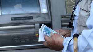 Έκτακτη βοήθεια 200€ – 300€ σε 1.112.000 συνταξιούχους