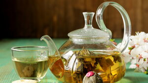 Το τσάι που καίει λίπος ακόμη και όταν κάθεστε - Δύο φλιτζάνια αρκούν