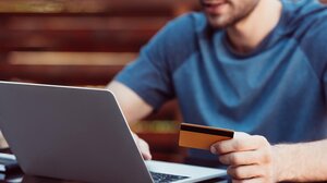 Εφορία: Η Ελλάδα χάνει κάθε δευτερόλεπτο 100 ευρώ από κλοπή ΦΠΑ