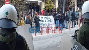 Ελεύθερος ο αστυνομικός για τον θανάσιμο πυροβολισμό του 16χρονου 