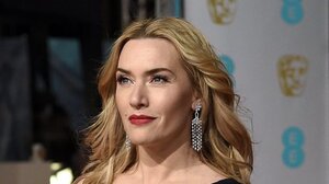 Κέιτ Γουίνσλετ: Αποκαλύπτει για πρώτη φορά «Οι πρώτες μου ερωτικές εμπειρίες ως έφηβη ήταν με κορίτσια»