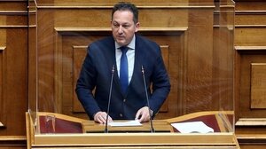 Πέτσας: Διαφωνώ με το νομοσχέδιο και θα απέχω από την ονομαστική ψηφοφορία