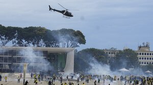 Ο πρόεδρος Λούλα αποπέμπει τον αρχηγό του στρατού