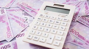 ΚΕΠΕ: Πρόβλεψη για ανάπτυξη της οικονομίας στο 2,2% το 2023