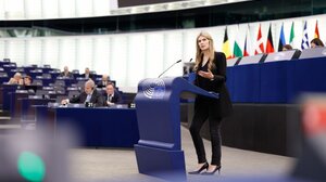 Λείπουν εκατομμύρια- Τι λέει το ένταλμα σύλληψης της Εύας Καϊλή