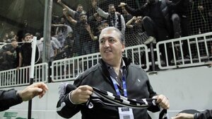 Μπούσης: "Ας ξεκινήσουμε το 2024 με ένα μπαμ"