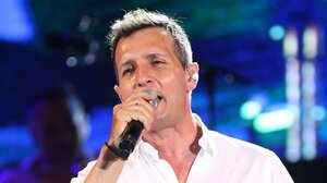 Χοροεσπερίδα της ΕΛΜΕ Λασιθίου με τη συμμετοχή του Δημήτρη Μπάση, για καλό σκοπό!