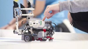 Την Κυριακή ο περιφερειακός διαγωνισμός εκπαιδευτικής ρομποτικής