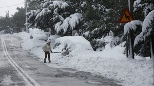 Κακοκαιρία «Μπάρμπαρα»: Πού θα «χτυπήσει» τις επόμενες ώρες