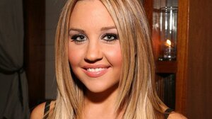 Amanda Bynes: Σε ψυχιατρική κλινική η ηθοποιός