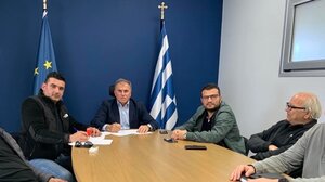 Ασφαλτοστρώνεται ο δρόμος Ρίζα - Καρύδι στην Ιεράπετρα