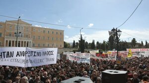 Σε απεργιακό κλοιό η χώρα, μια εβδομάδα μετά την τραγωδία των Τεμπών