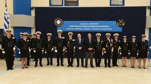 Τελετή αποφοίτησης για αξιωματικούς του Υγειονομικού στο Λιμενικό Σώμα