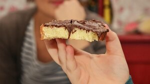 Αυτός είναι ο ξηρός καρπός που μειώνει τις λιγούρες