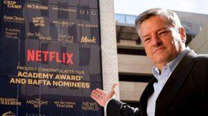 Τεντ Σαράντος: Ο ισχυρός άνδρας του Netflix και η πόρτα που «έφαγε» στη Σάμο