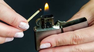 ΗΠΑ: Γυναίκα που κοιμόταν σε συρμό του μετρό κάηκε ζωντανή όταν άγνωστος της πέταξε αναμμένο σπίρτο