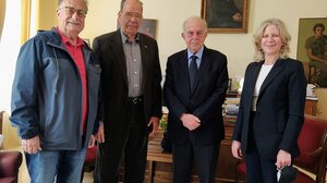 Mε τον πρώην Πρόεδρο του Παγκοσμίου Συμβουλίου Κρητών, ο Δήμαρχος Ηρακλείου