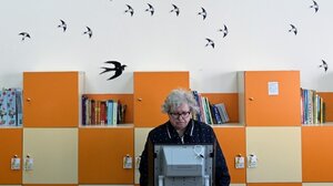 Βουλγαρία-εκλογές-exit polls: Μάχη στήθος με στήθος κεντροδεξιάς συμμαχίας και φιλοευρωπαϊκού κόμματος