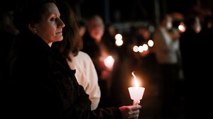 Περιφορά του Επιταφίου στο Κοιμητήριο της Επισκοπής