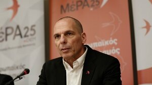 Βαρουφάκης: Το Πάσχα φέρνει κάθε Άνοιξη τη λύτρωση της ελπίδας και την ελπίδα της λύτρωσης