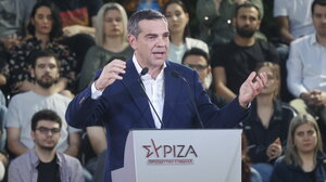 Αλ. Τσίπρας από τη Νίκαια: Αλλάζουμε, δυναμώνουμε και προχωράμε