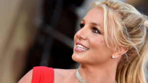 Britney Spears: Ψυχίατρος προειδοποιεί ότι χρειάζεται βαριά φαρμακευτική αγωγή και νέα κηδεμονία