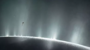 Το James Webb βρήκε το μεγαλύτερο νέφος με νερό που εκτοξεύθηκε από τον Εγκέλαδο