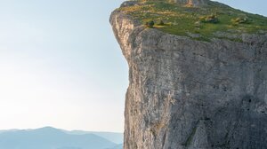 Μοιραία πτώση για γυναίκα που έπεσε από γκρεμό! 