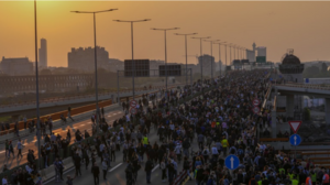  Σερβία: Μαζική διαδήλωση τη αντιπολίτευσης στο Βελιγράδι 