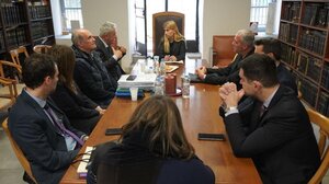 Συναντήσεις Σέβης Βολουδάκη σε ΔΣΧ και ΕΒΕΝΧ