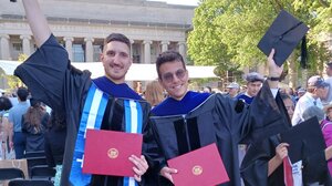 Περήφανος πατέρας: Διδάκτωρ του ΜΙΤ ο γιος του Β. Διγαλάκη