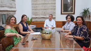 Με τον Αναπτυξιακό Σύλλογο Γυναικών επιχειρηματιών Κρήτης συναντήθηκε ο περιφερειάρχης