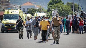 Στη Μαλακάσα απόψε ή αύριο, οι διασωθέντες από το ναυάγιο ανοιχτά της Πύλου