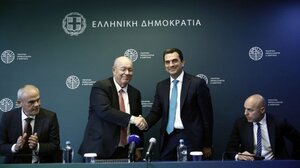 Το "ευχαριστώ" Σκρέκα και Σενετάκη στον Πρωθυπουργό