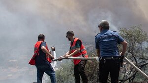 Ιταλία: Επτά νεκροί από τις πυρκαγιές και τις πλημύρες