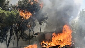 Υπό έλεγχο η φωτιά που εκδηλώθηκε στο Σχηματάρι