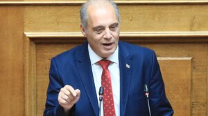 Την άρση της ασυλίας του Βελόπουλου προτείνει η επιτροπή δεοντολογίας