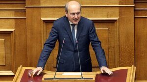 Νάξος: Στο αυτόφωρο τρεις επιχειρηματίες για παράνομη κατάληψη αιγιαλού – Η δήλωση Χατζηδάκη