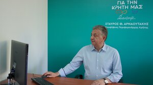 Κατέθεσε το ψηφοδέλτιό του ο Σταύρος Αρναουτάκης! Όλα τα ονόματα των υποψηφίων