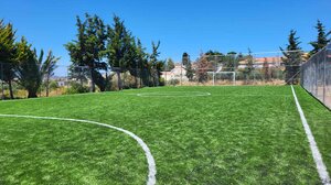 Σαν καινούριο το γήπεδο ποδοσφαίρου 5Χ5 στο Καστέλλι