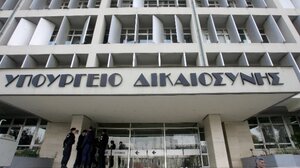 Συνάντηση Φλωρίδη - Κικίλια για αυστηροποίηση των ποινών για τους εμπρηστές