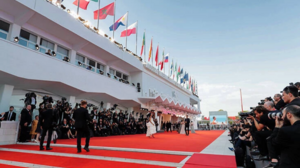 Αντίστροφη μέτρηση για το 80ο Φεστιβάλ Βενετίας: Οι σταρ που θα παραβρεθούν στο κόκκινο χαλί