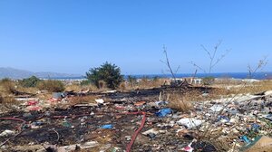 Στάχτη έγινε εγκαταλελειμμένο παράπηγμα στον καταυλισμό των Ρομά