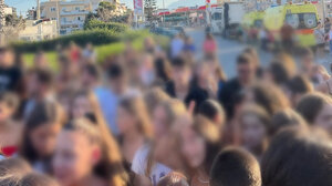 Ουρές, λιποθυμίες και συνωστισμός από νωρίς το απόγευμα για τη συναυλία της Φουρέιρα!