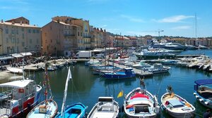 Σεν Τροπέ: Άφησε φιλοδώρημα 500 ευρώ και ο σερβιτόρος τον κυνήγησε μέχρι το πάρκινγκ – «Θέλω τουλάχιστον 1.000»