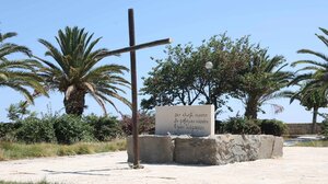 Τάφος Καζαντζάκη: Η οργή και η άμεση αποκατάσταση του σπασμένου σταυρού