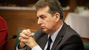 Πρώτο τετ α τετ Χρυσοχοΐδη με νοσοκομειακούς γιατρούς 